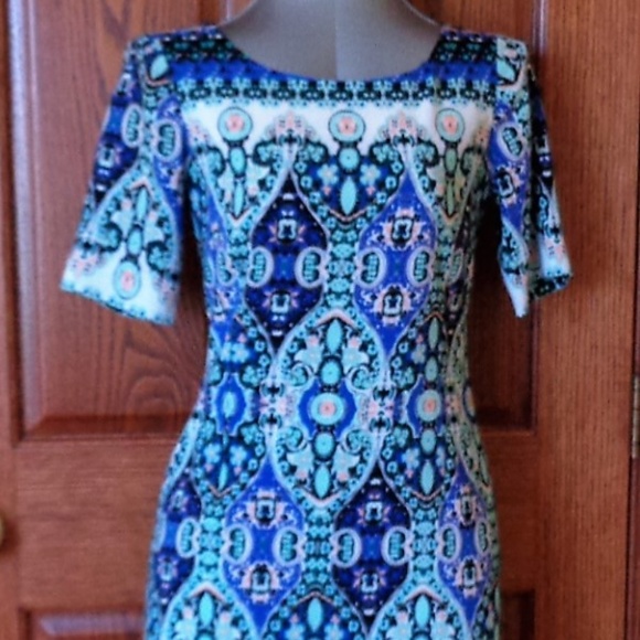 ANTONIO MELANI Dresses & Skirts - Antonio Melani print sheath dress size 0